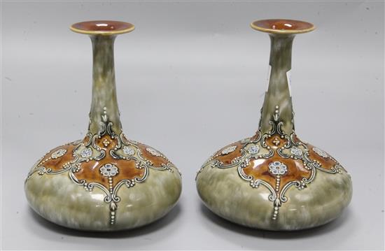 A pair of Royal Doulton vases, height 17.5cm